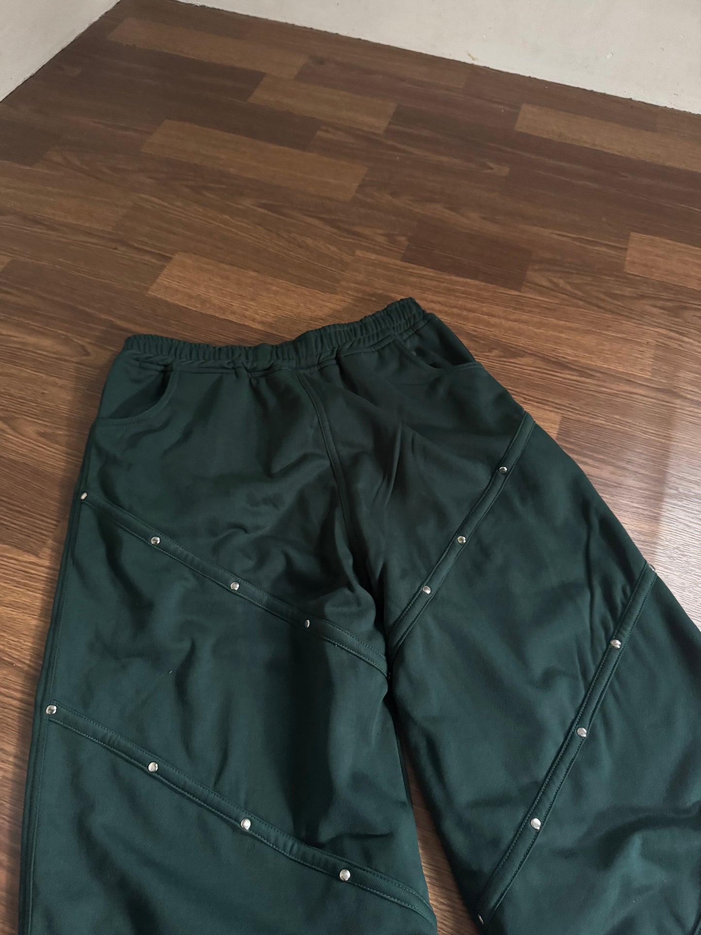 Forest Green y2k Track